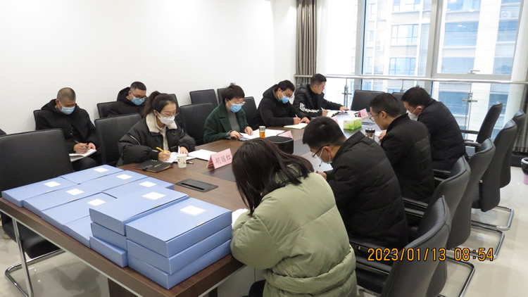 足球竞彩网
考核组到市财信典当公司开展2022年度目标责任考核