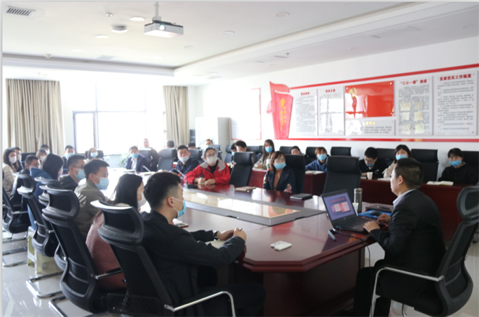 足球竞彩网
举行公文写作实战培训