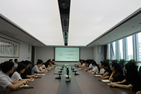 足球竞彩网
举行财务价值管理专题培训