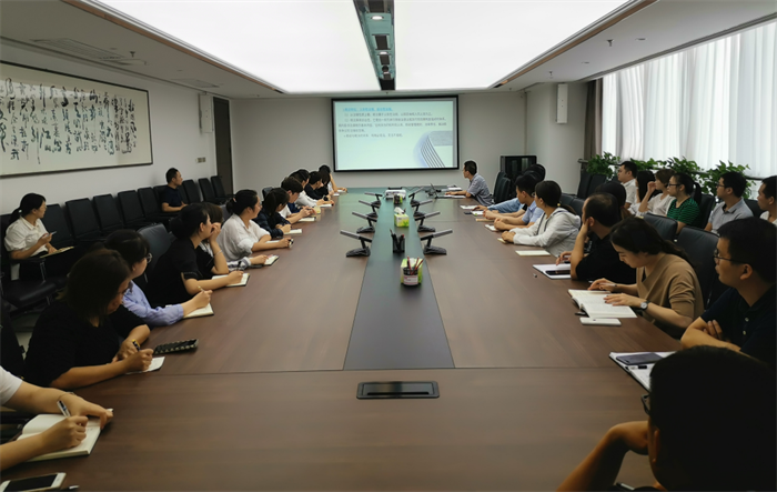 足球竞彩网
举行税收基本知识专题培训