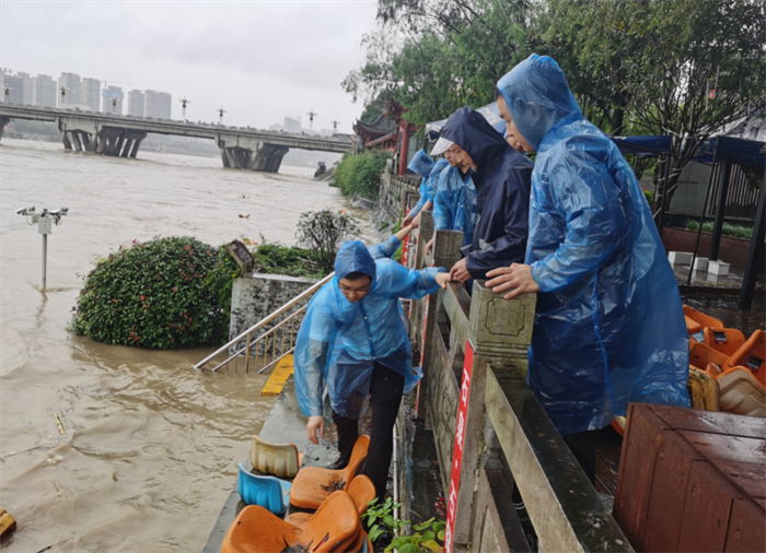 QQ截图20211012090402