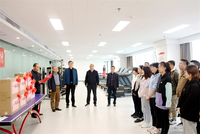 财信担保组织举办职工乒乓球友谊赛