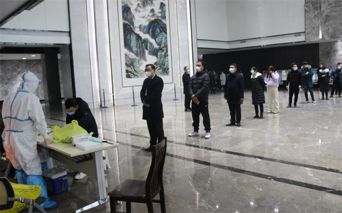 全员核酸检测，足球竞彩网
在行动！